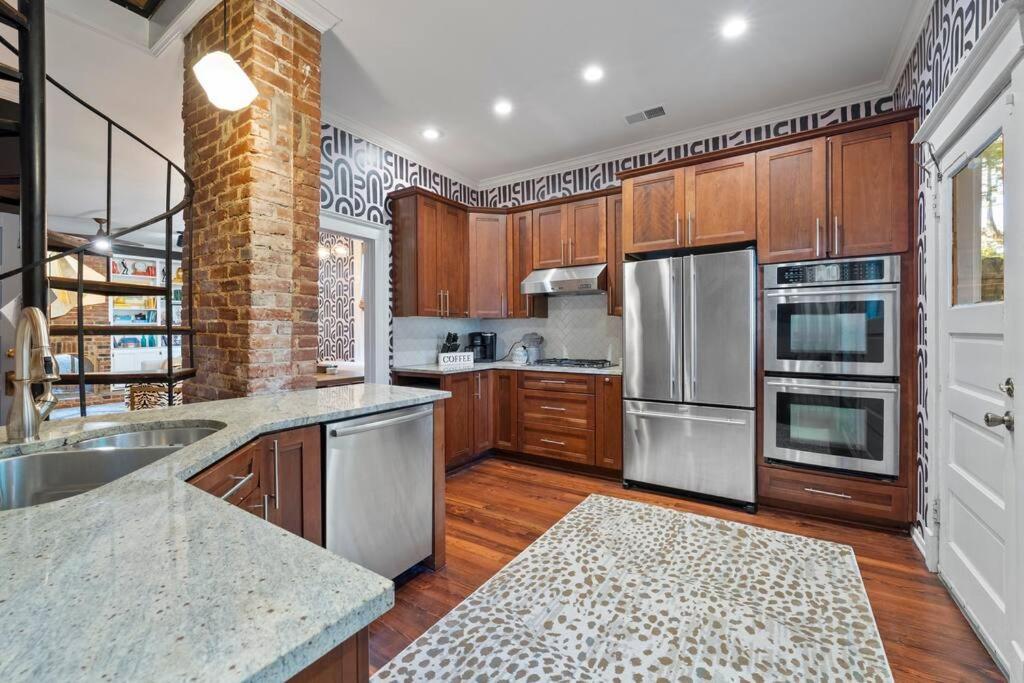 Large Historical Home W/ Fire Pit, Chef Kitchen. Мемфис Экстерьер фото